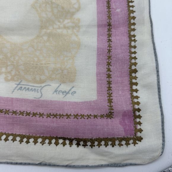 Vintage Hanky-Tammis Keefe-1950's- Handkerchief Dainty Lace Pattern Pink Gold - Picture 3 of 13